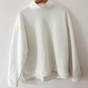 Abercrombie & Fitch Sweater